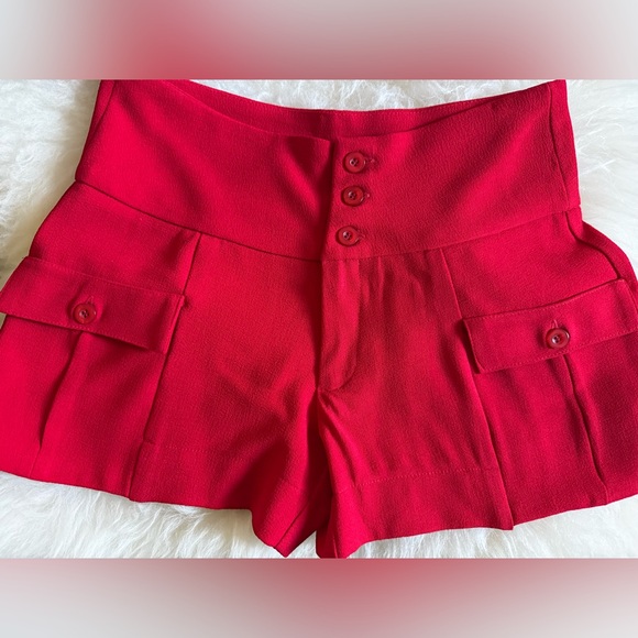 DZARM Women's Red Button-Front Shorts, Brasil Size 38 - Picture 1 of 4